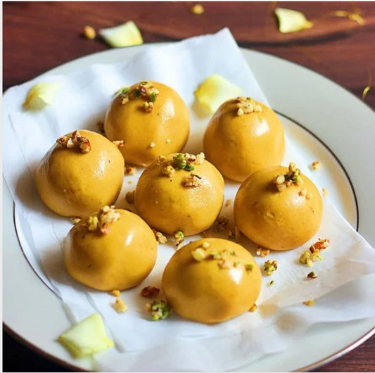 SnackDESI Desi Ghee Sattu Laddu
